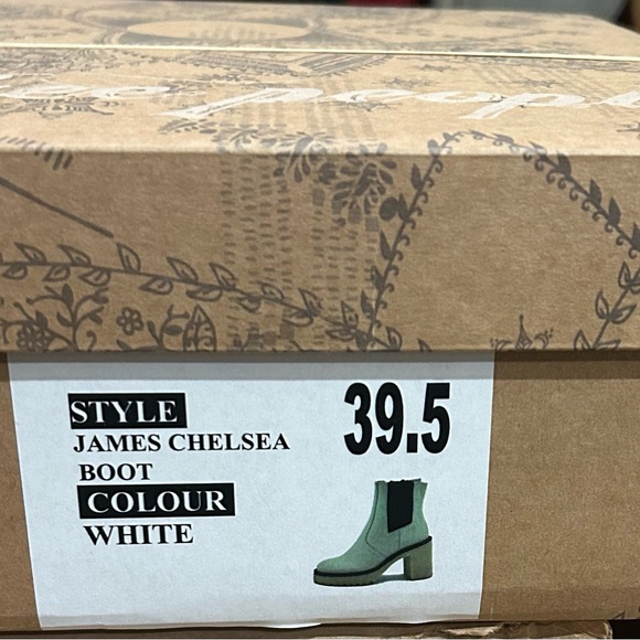 Free People James leather chelsea ankle boots size 39.5 US 9.5 new in box - Picture 5 of 5